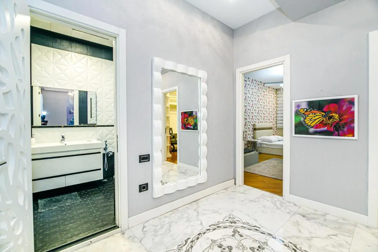 Luxury AMOR Sea View Nizami street