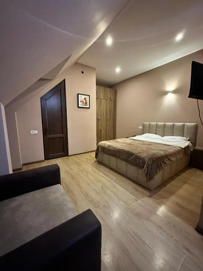 LOVELY HOUSE BAKURIANI