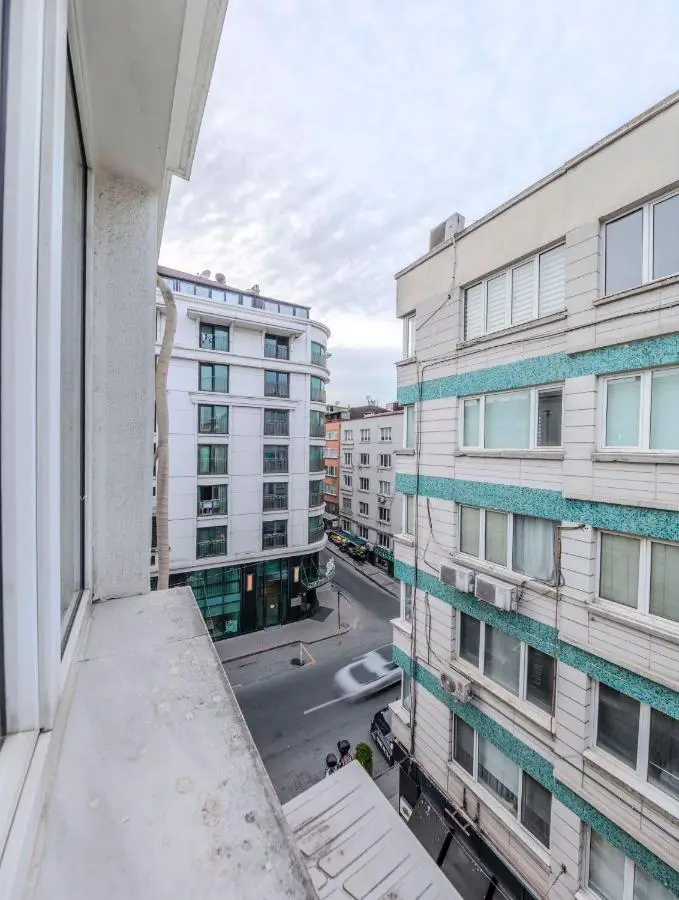 Palas Apartments