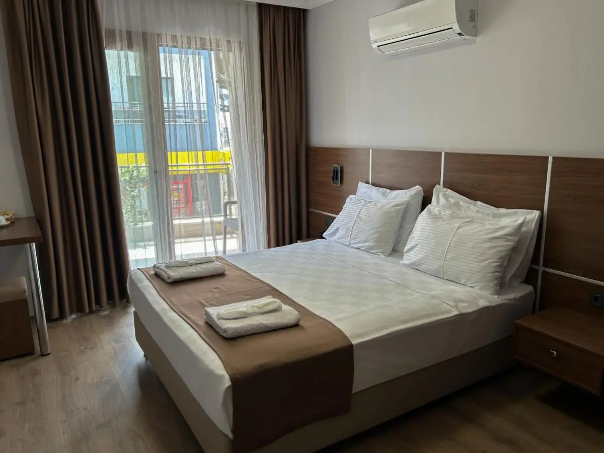Gulluk Life Hotel