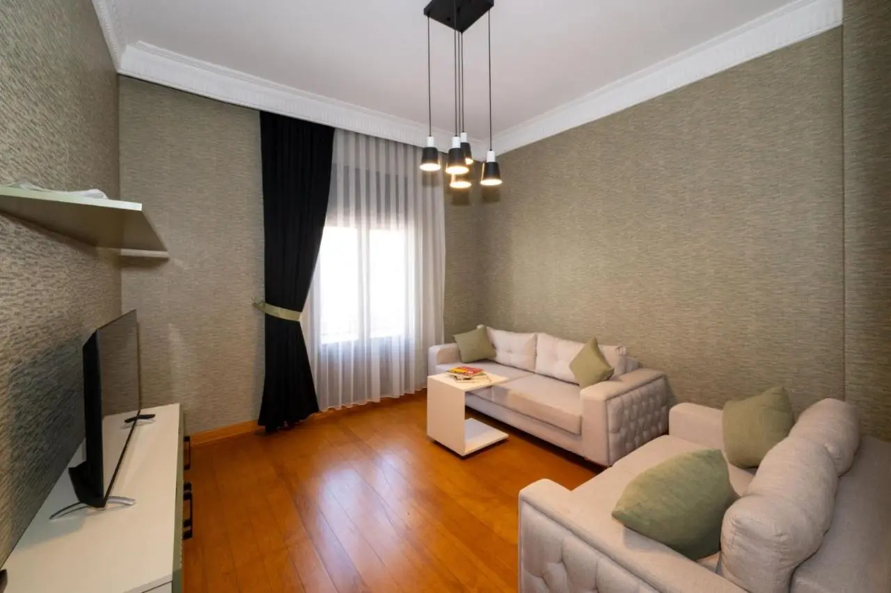 Monev Suites Hotel