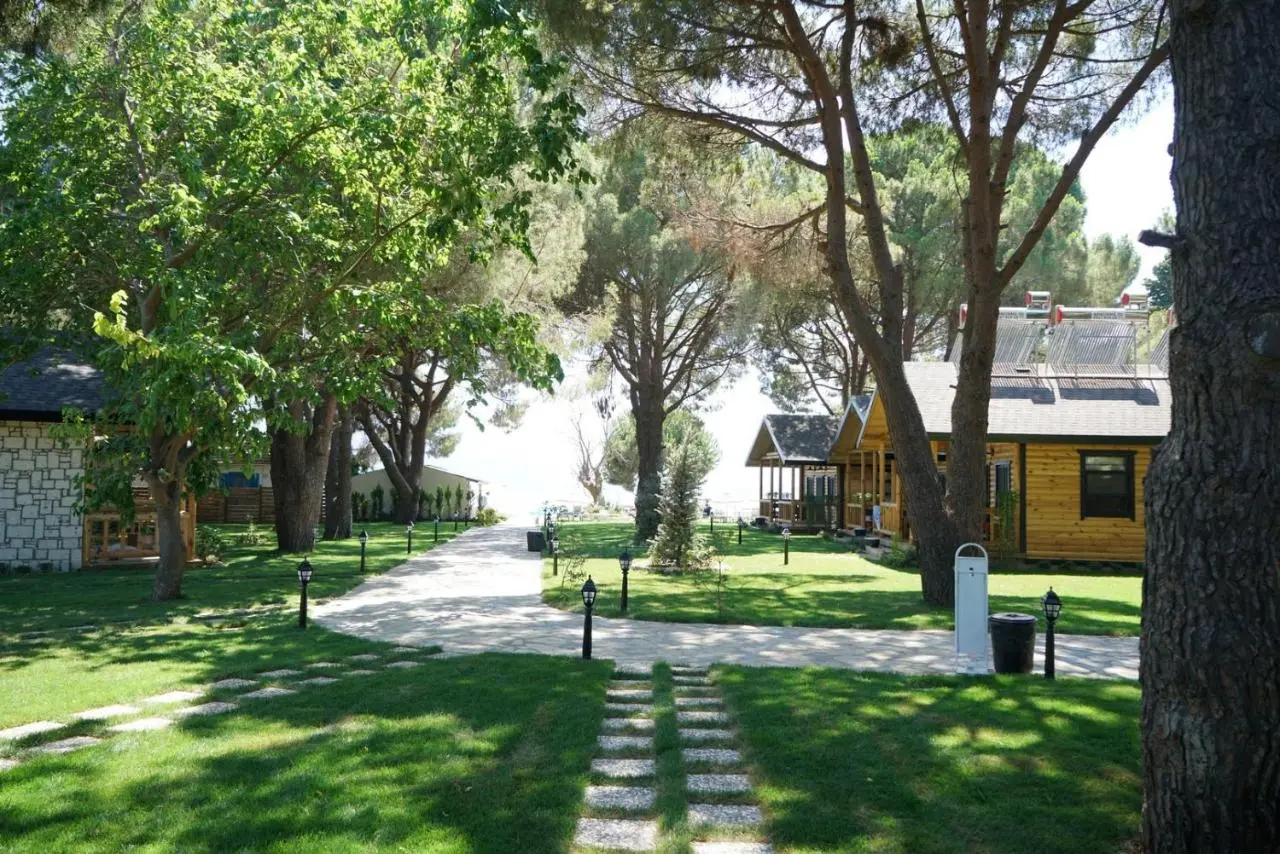 Pino Mar Luxury Bungalows