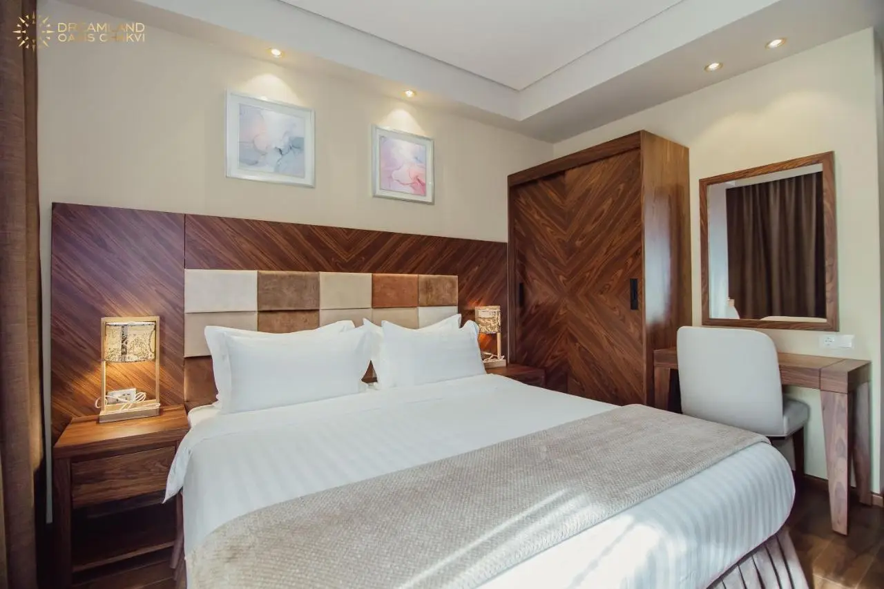 Dreamland Oasis Aparthotel