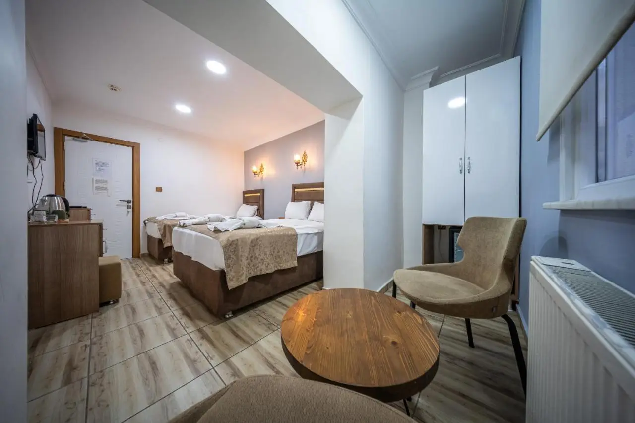 LAOS OTEL
