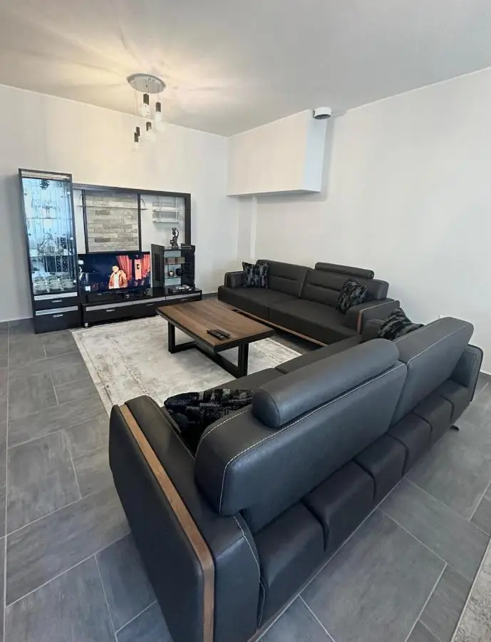 AR-Lux apartment old street