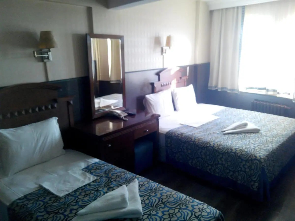 Hotel Red Rose