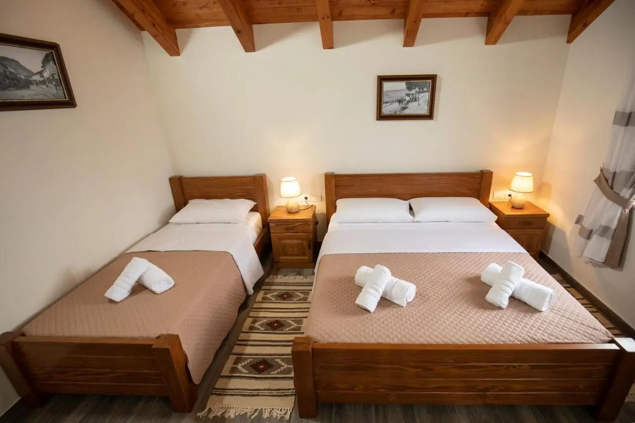 Xhuli Guesthouse