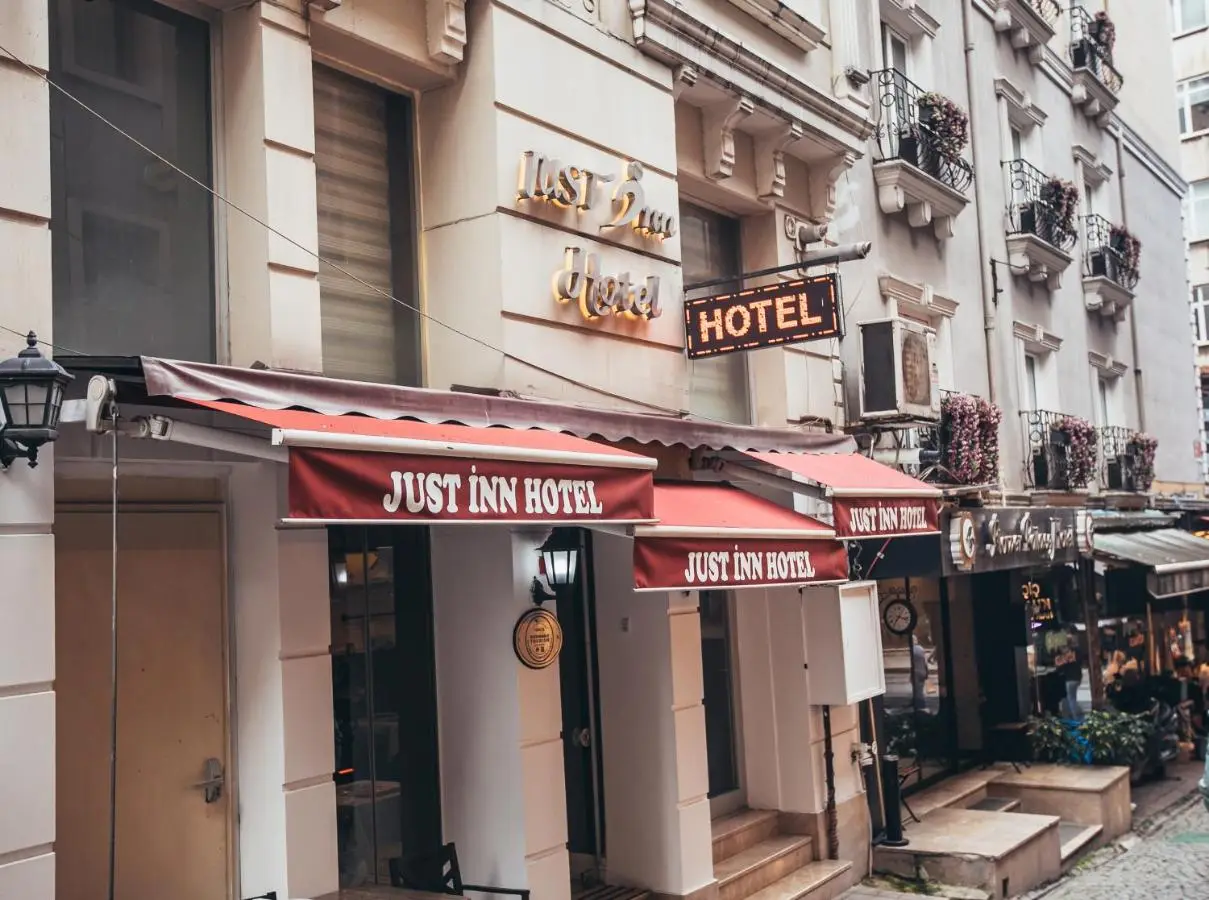 Just Inn Hotel