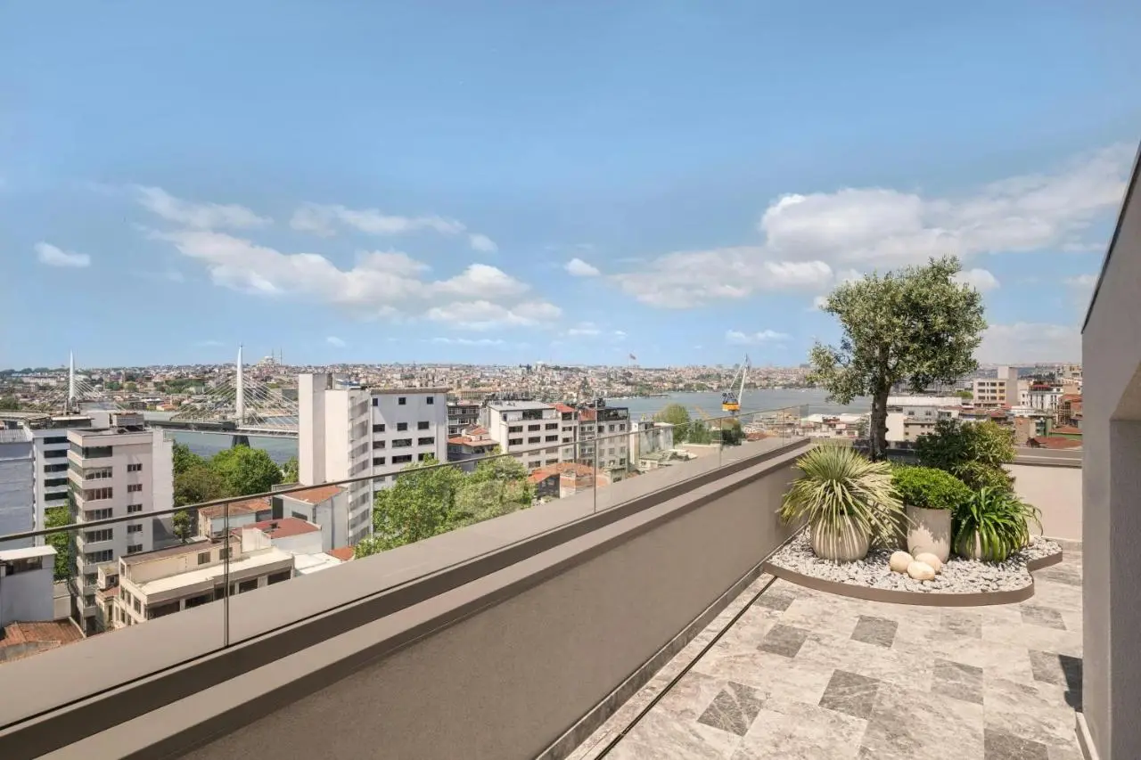 Aloft by Marriott Istanbul Karakoy