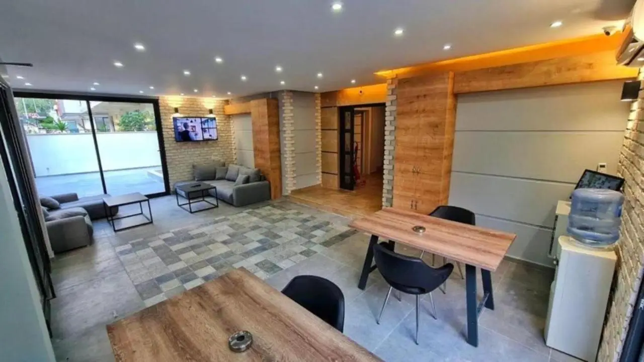 Sun Suites
