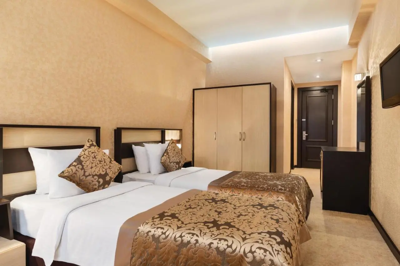 Days Hotel By Wyndham Baku