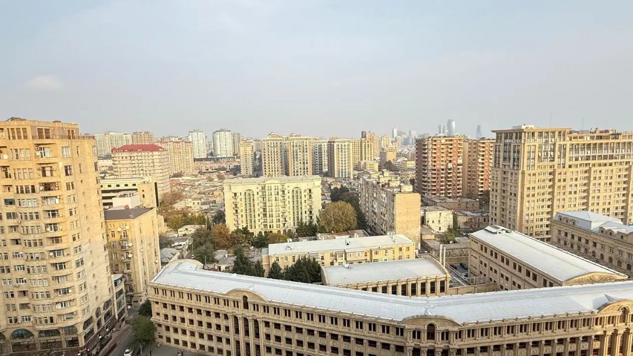 Nizami Tower apart