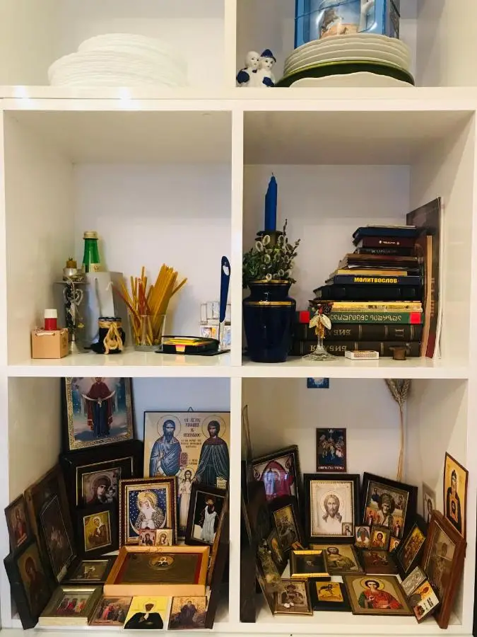 DIANA'S House
