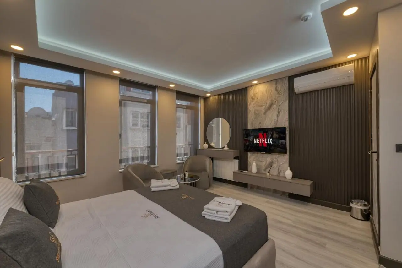 Swans Hotel Old City Grand Bazar