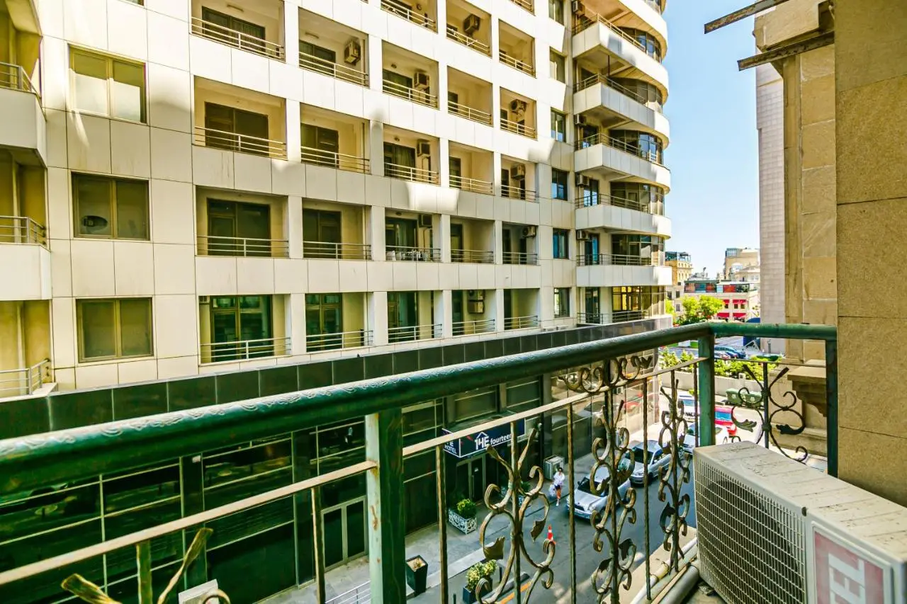 Konsul Apartment Nizami Street