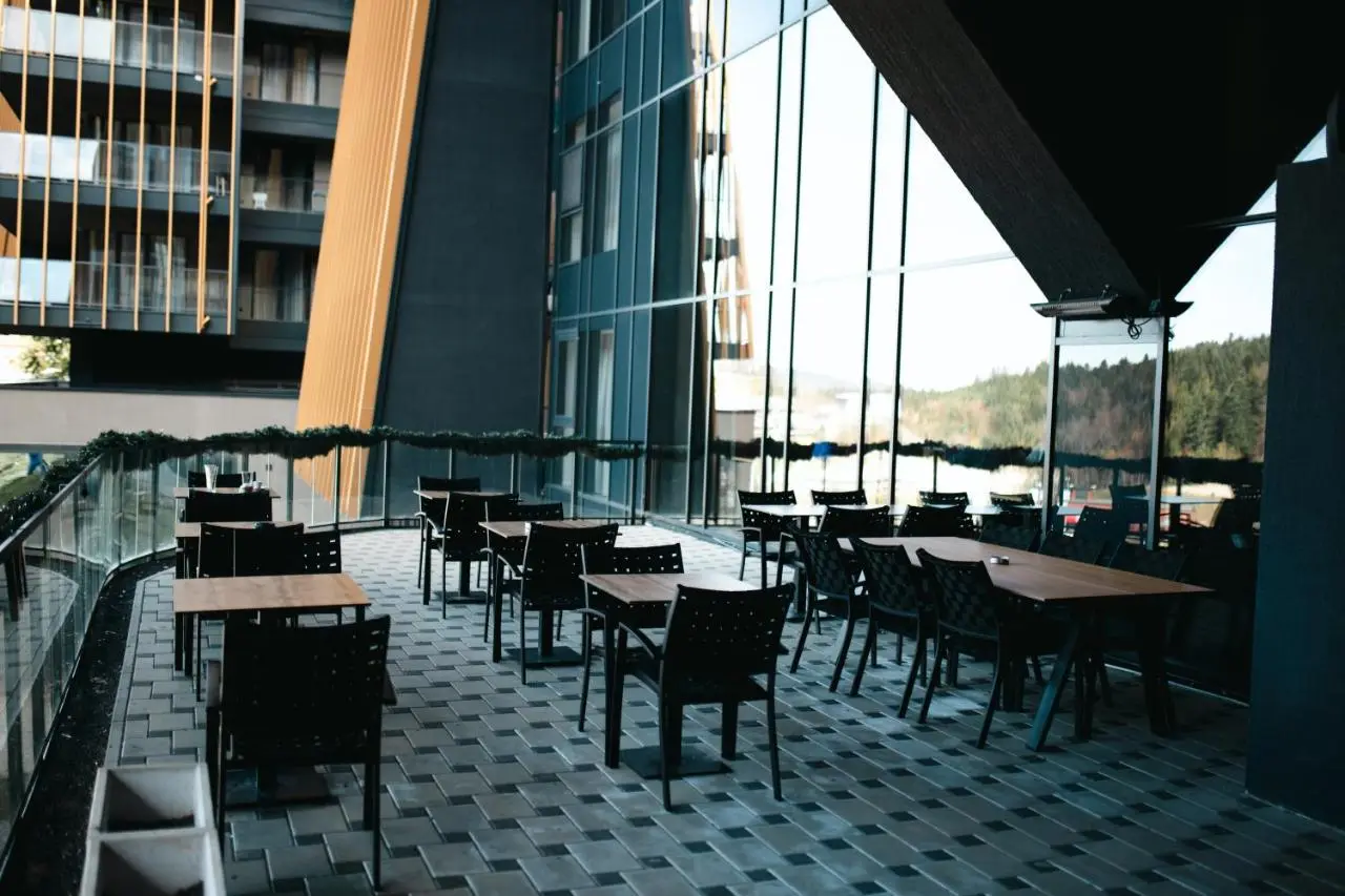 Hotel Nomad
