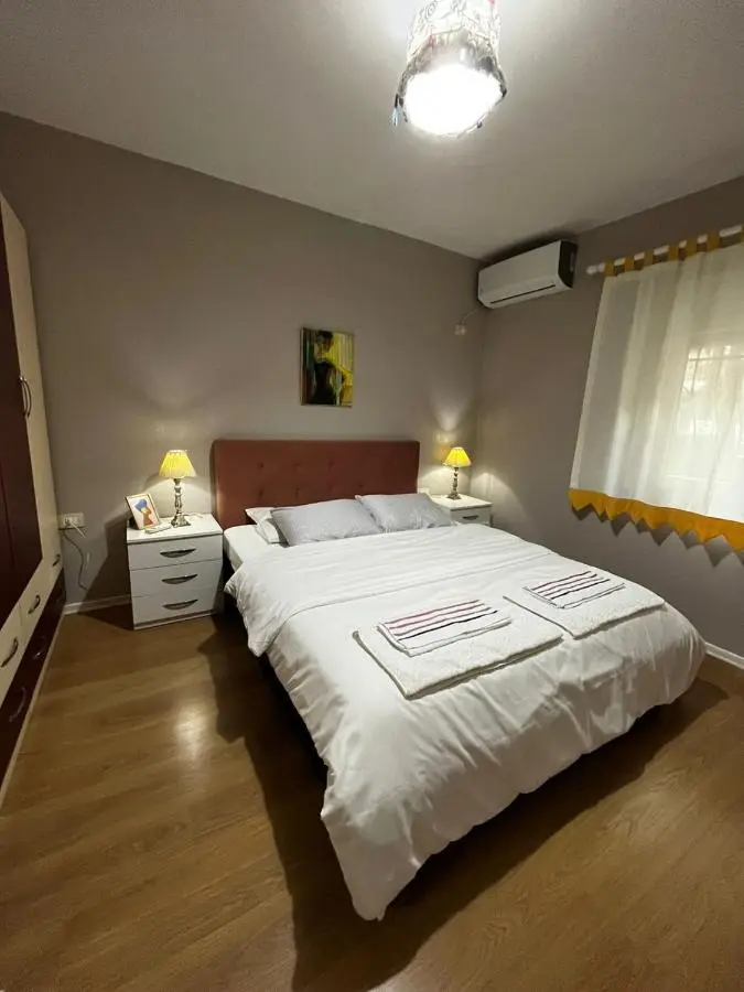 Bllok Area Apartment