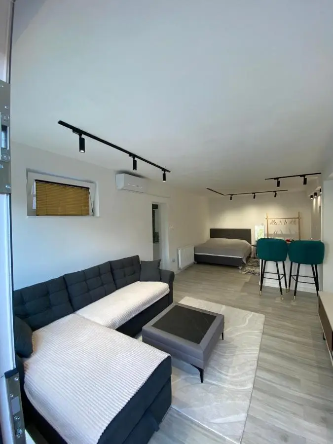 GRBAVICA COZY APARTMENT - free parking
