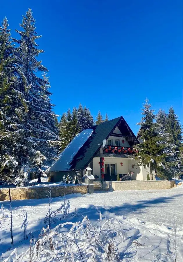 Farmhouse Dženi