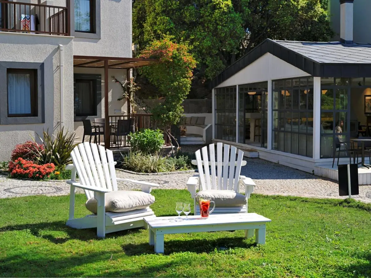 Dorman Suites