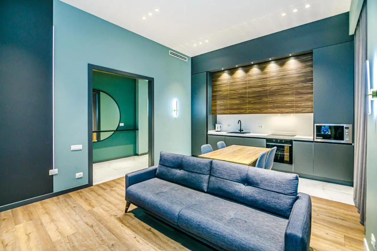 Knightsbridge Apartment by Baku Housing