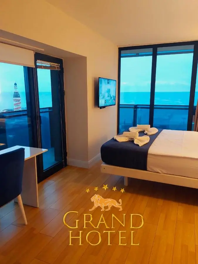 GRAND HOTEL ☆ ORBI CITY