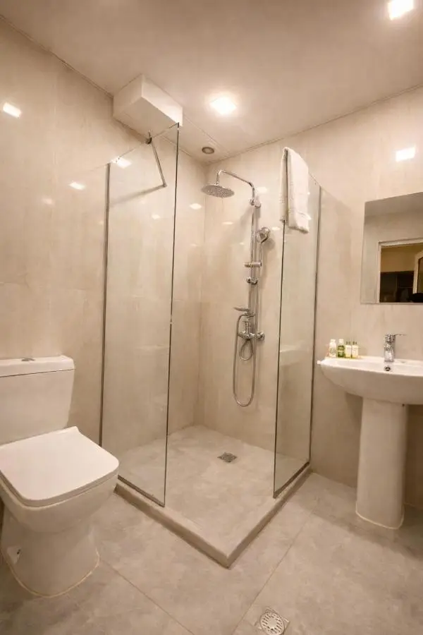 The Cozy Eight Hotel