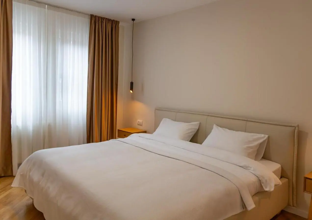 Kaizen's Central Apartments - Free Parking