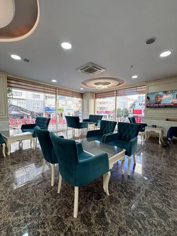 Ens Hotel