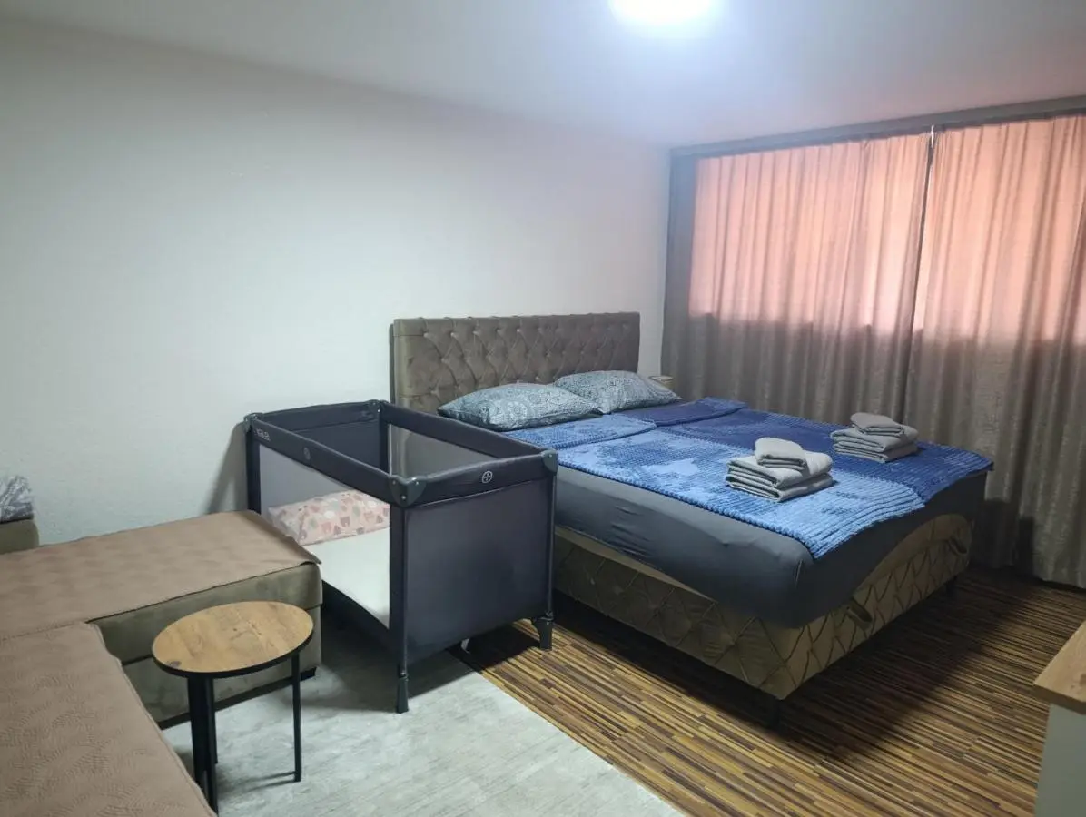 Apartman 4A