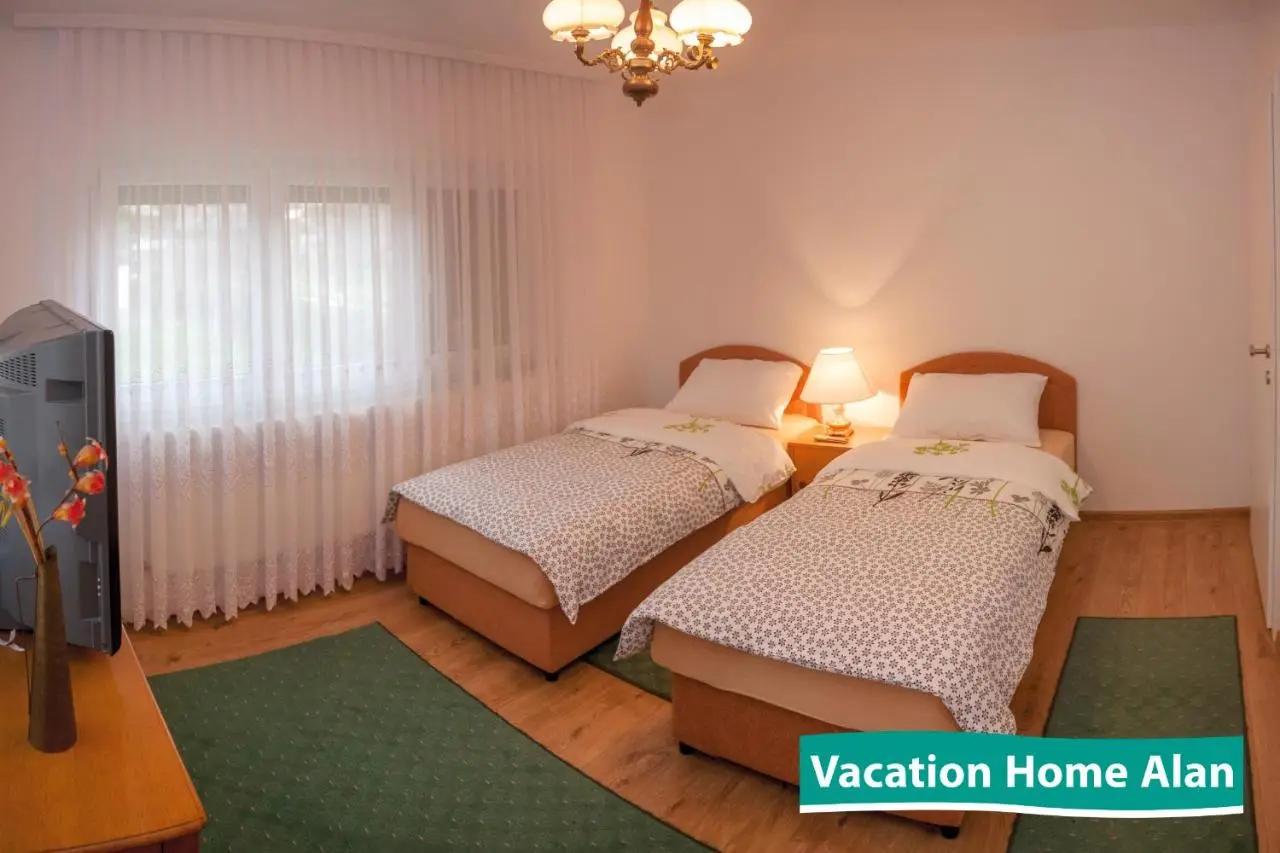 Vacation home Alan