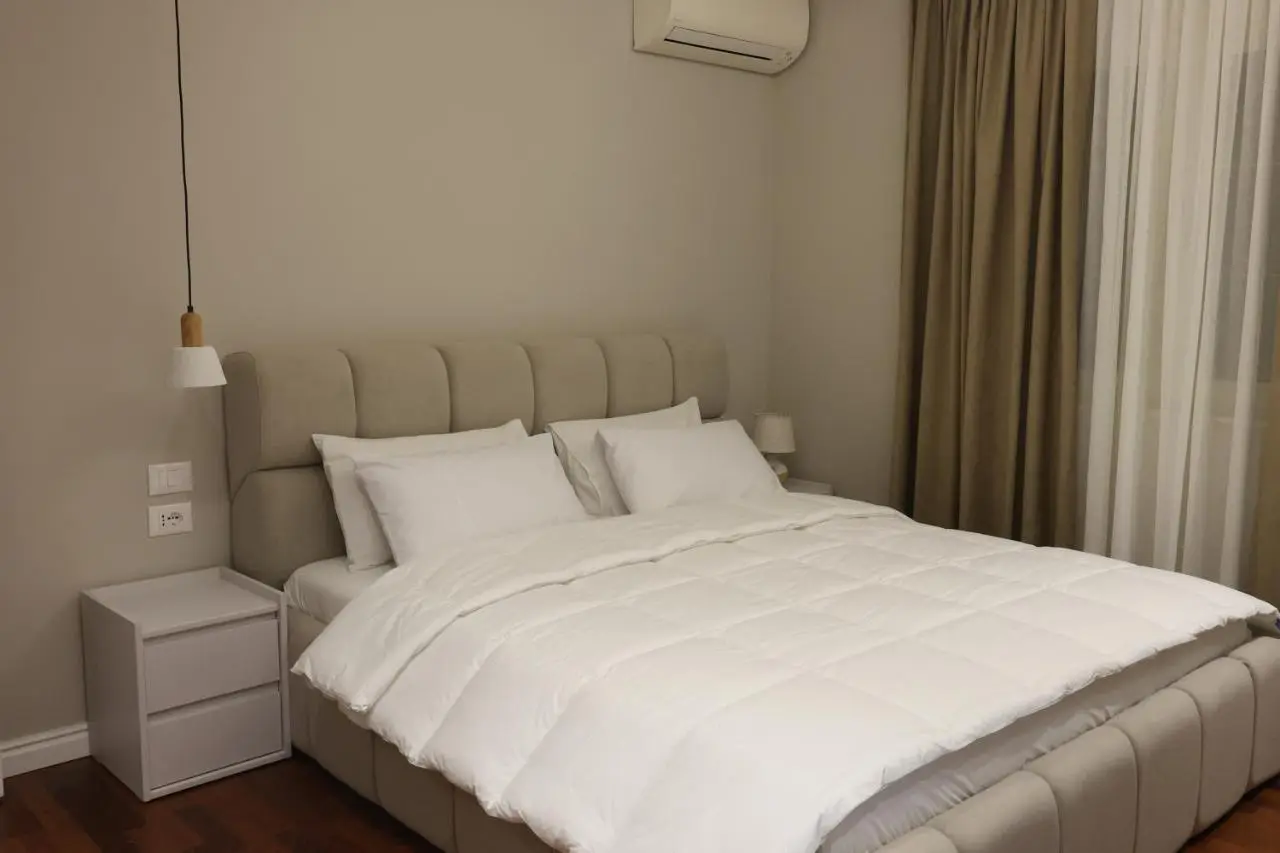Lunarist Luxury Private Jacuzzi Suites Tirana