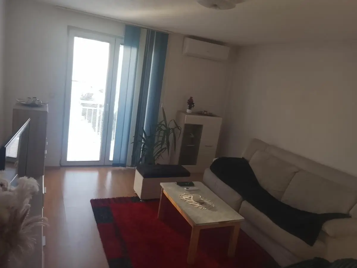 Apartman Leki