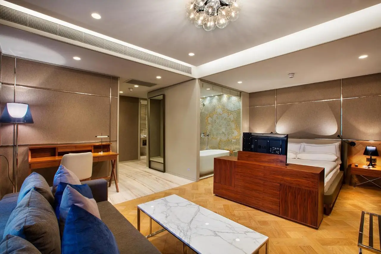 Fer Hotel