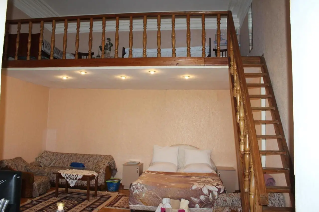 Grandma`s Hotel