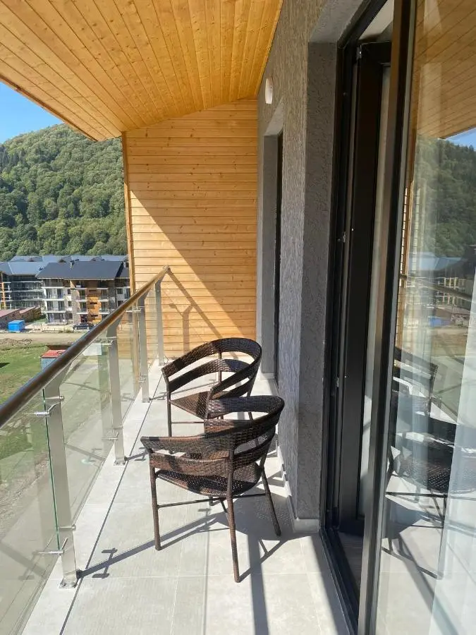 Crystal LOFT C
