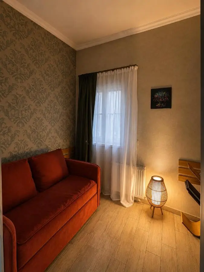 lala's apartment
