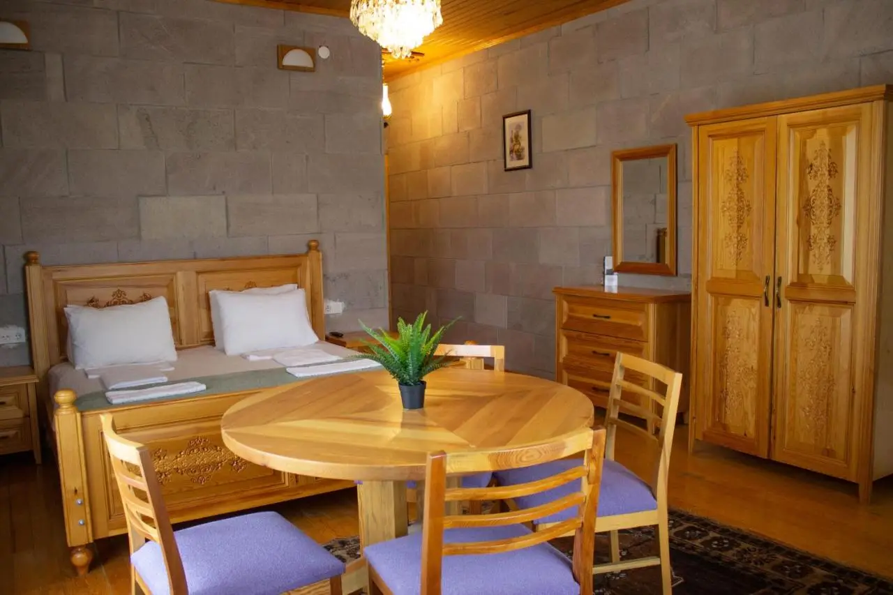 Lake Cildir Lodge