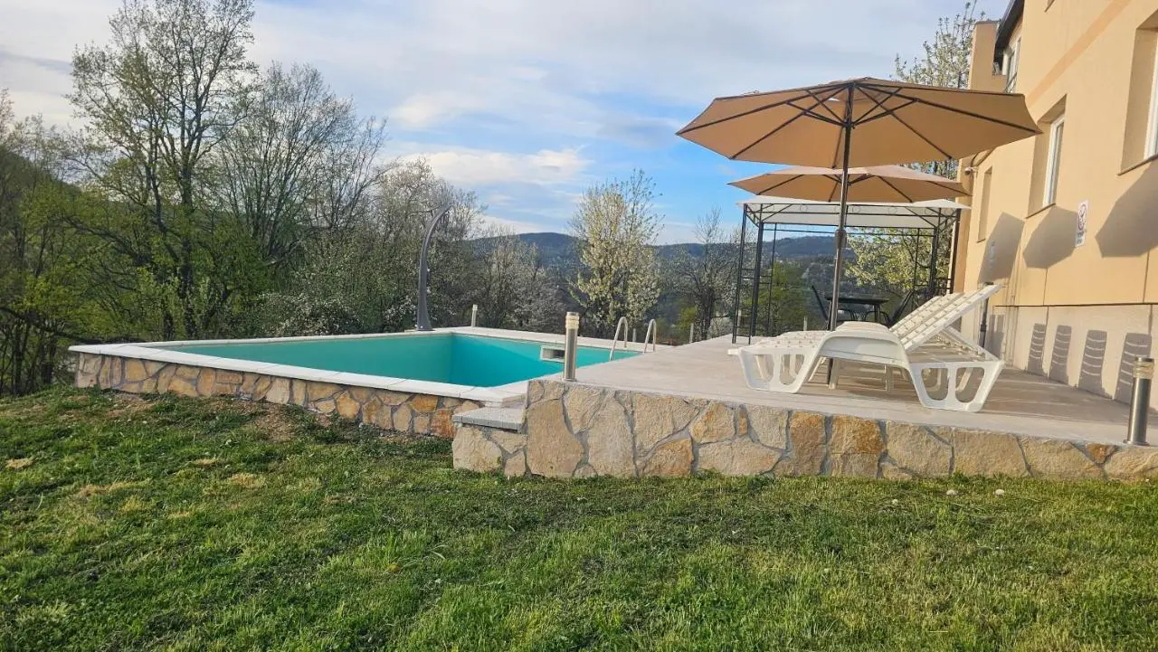 Villa Green Oasis Jakuzzi&Swimming Pool