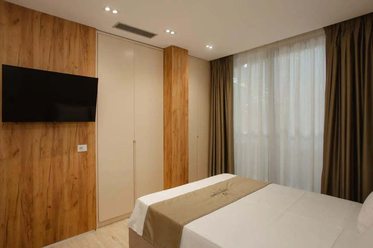 Downtown Hotel