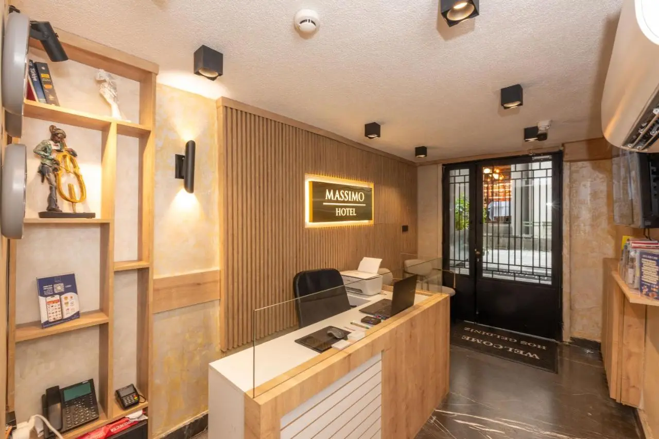 Massimo Hotel