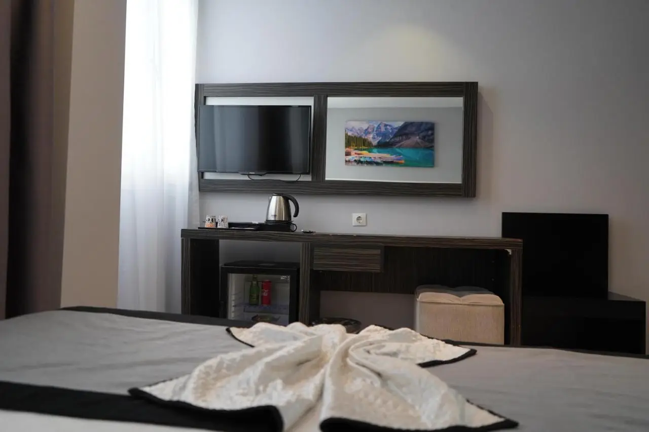 Pasaport Pier Hotel