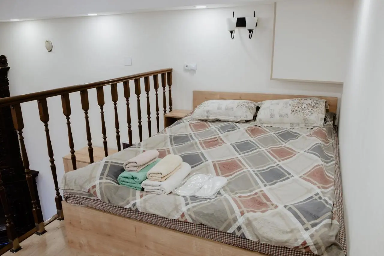 2 Signature Apartments on Agmashenebeli