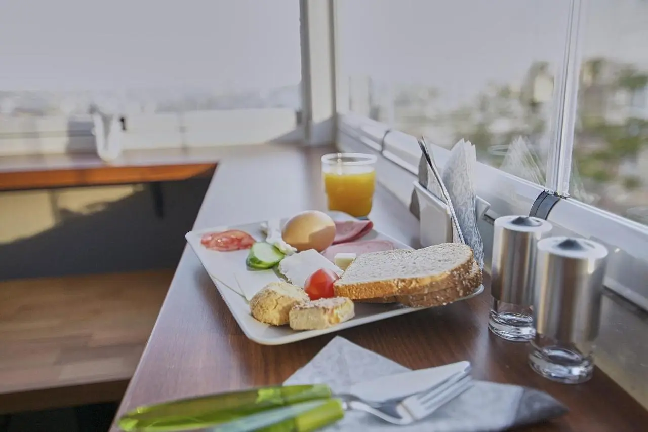 Arart Hotel
