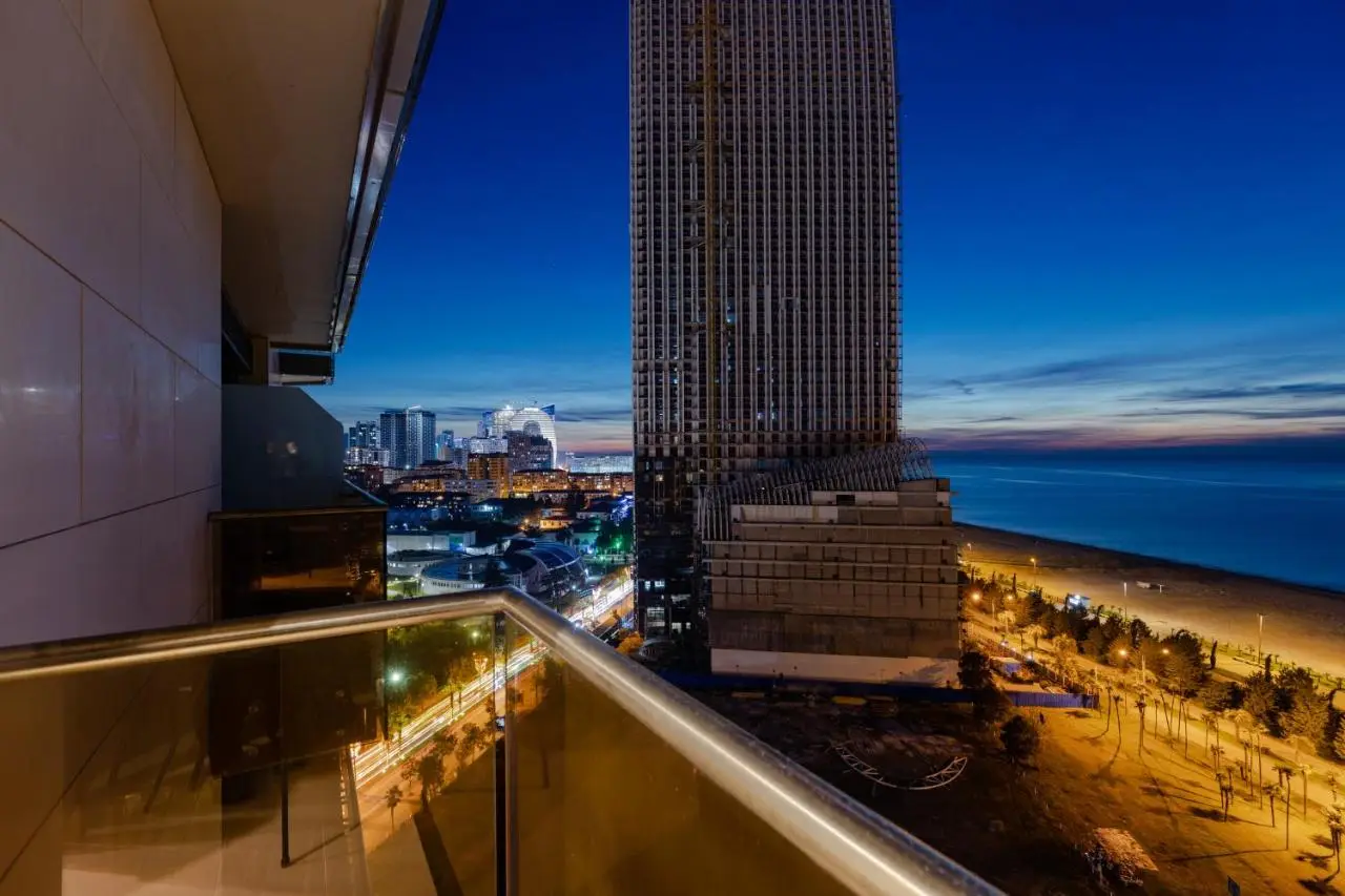 MiraMar Luxury Residences