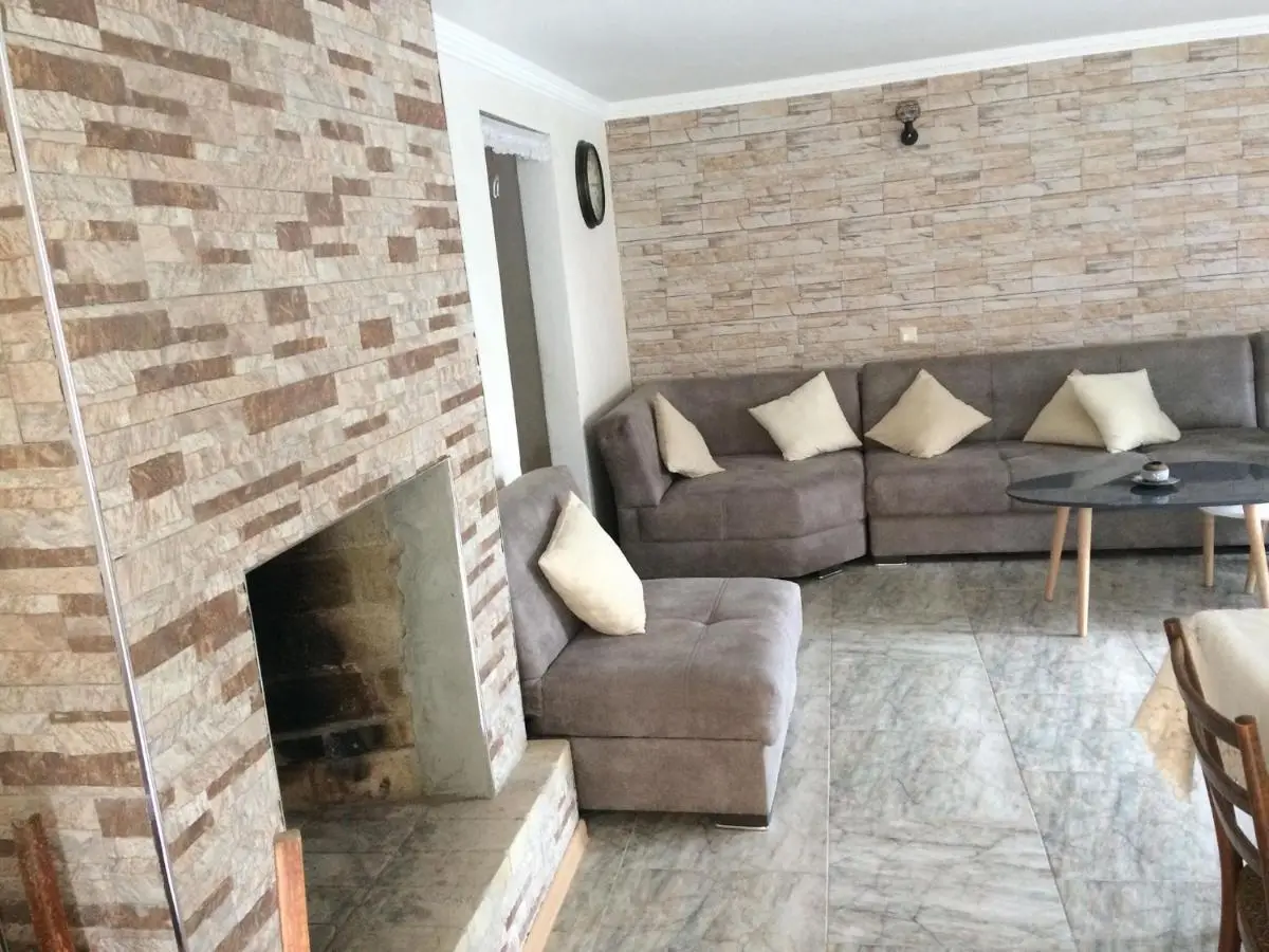 Kvara's House