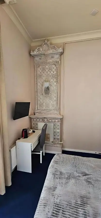 NH Nizami Hotel