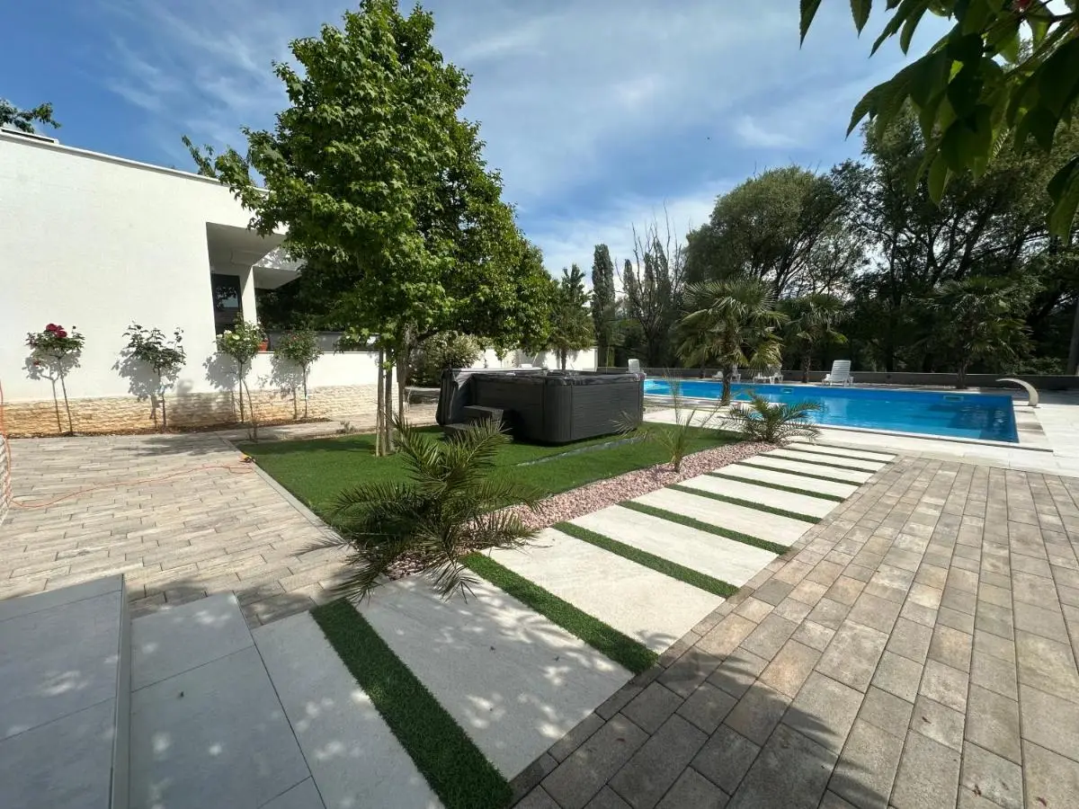Luxury Villa Magic