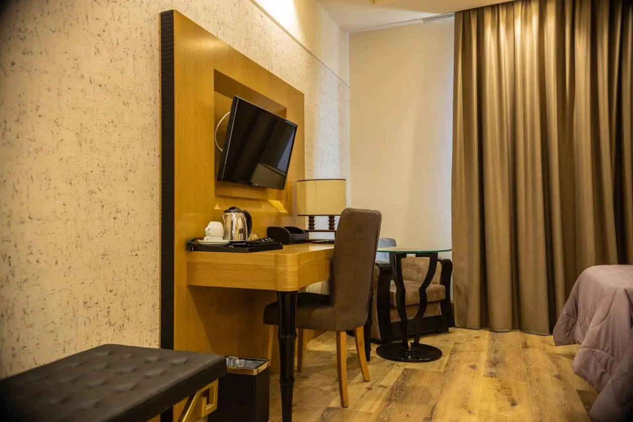 Hotel Golden Palace