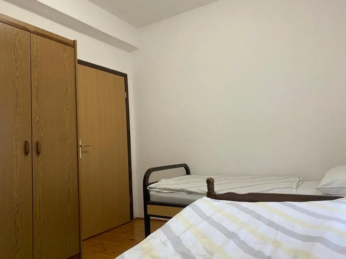 Lav Apartments